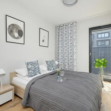 Kolo Brzegu Sea & Podczele By Renters Kolobrzeg